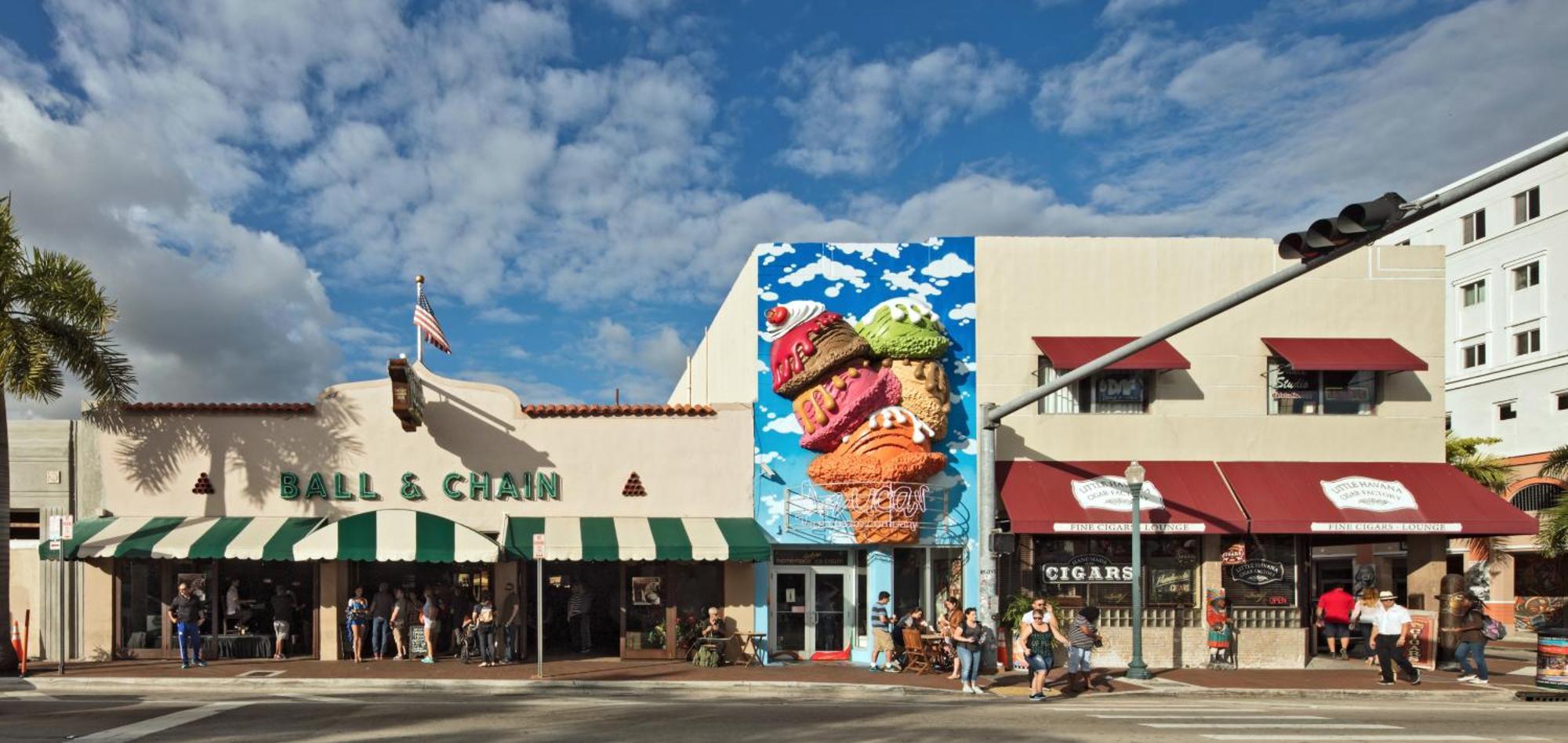 B1 Best Value On Private Bedroom With Private Bathroom In Little Havana, Miami Exterior photo